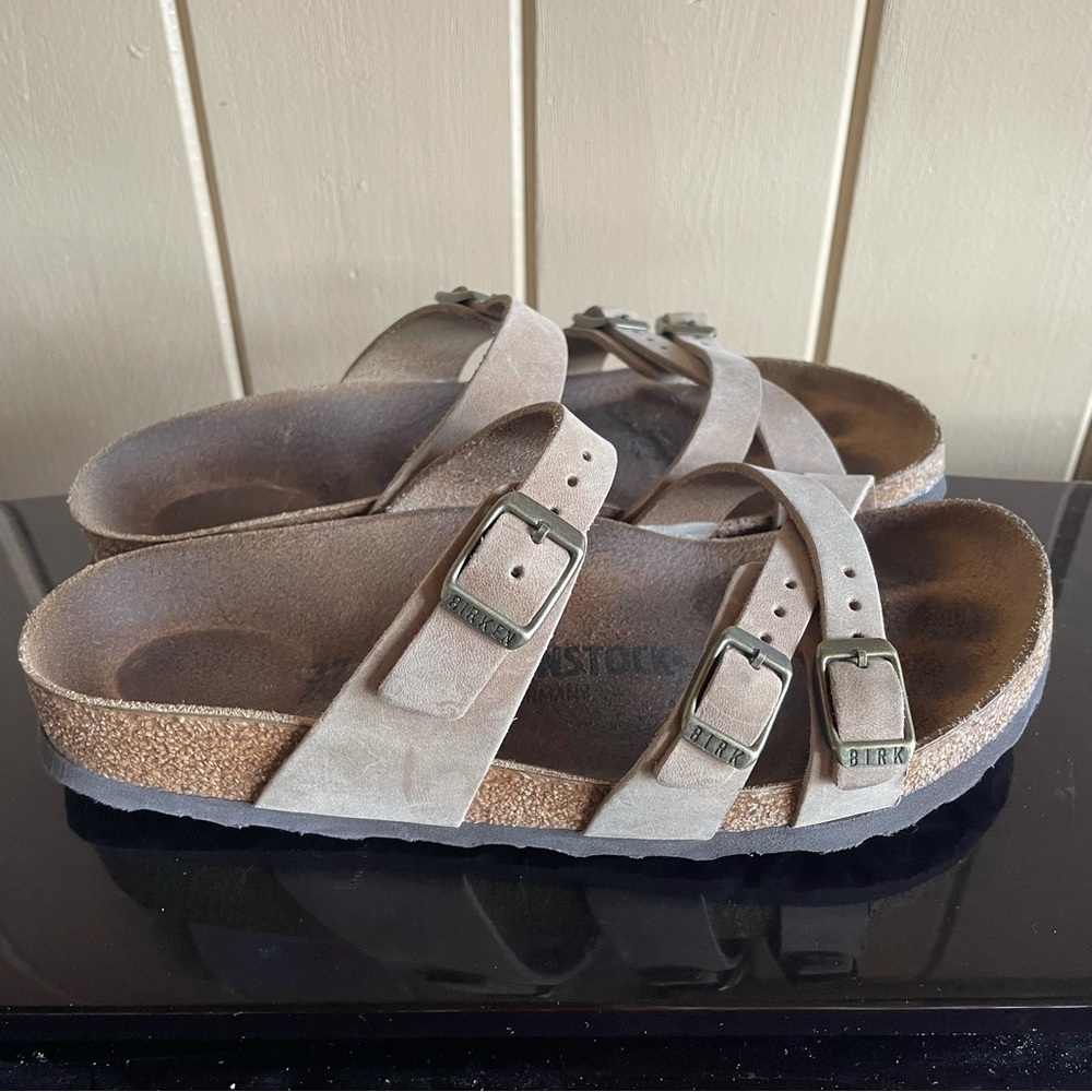 Birkenstock Franca Soft Footbed Nubuck Leather Sandal in Sandcastle